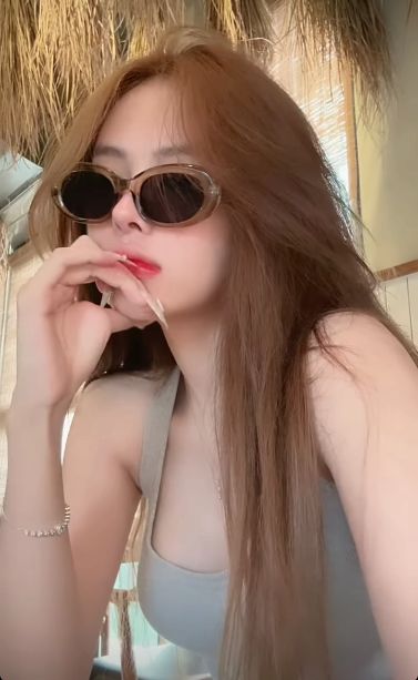 Tổng hợp những hình ảnh Xinh đẹp và Slay nhất của Hot Tiktoker "Hà 💋"