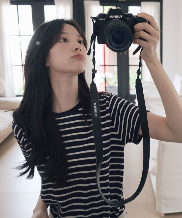 Bộ sưu tập 88+ ảnh gái xinh selfie cực chất cùng máy ảnh