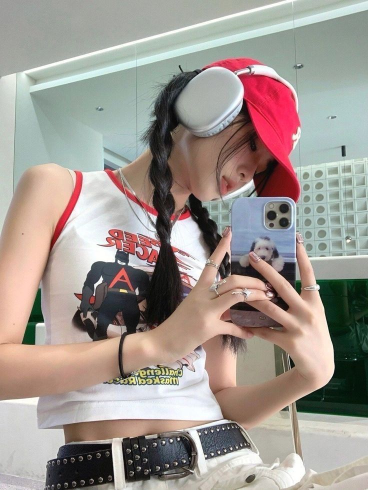 Top 90+ ảnh gái xinh đeo tai phone vừa ngầu vừa đáng yêu