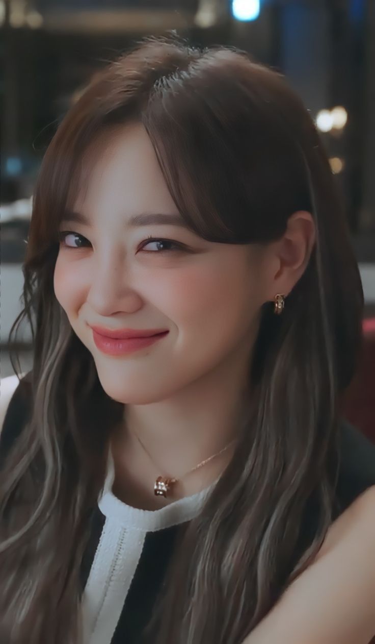 Những khoảnh khắc đáng yêu của "Kim Sejeong" trong phim Hẹn Hò Chốn Công Sở