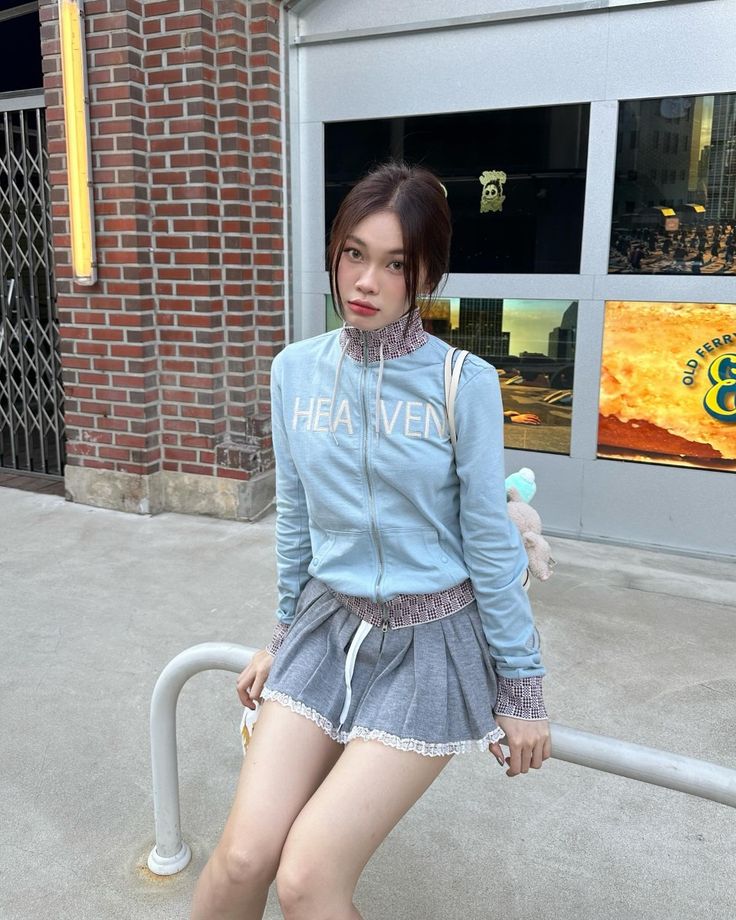 Tổng hợp 101+ outfit cùng sự dễ thương và cute nhất của Hot Tiktoker Ly Phạm